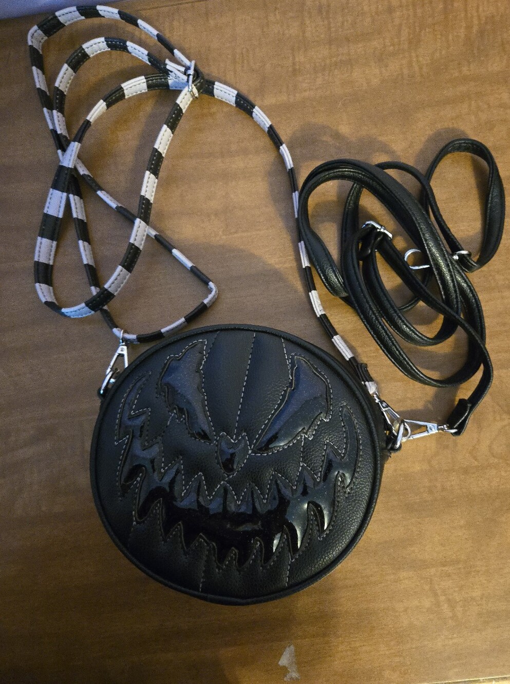 Love Pain & Stitches Pumpkin Crossbody Bag